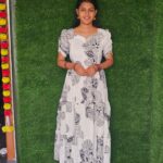 White Flower Printed Zip Feeding Wear